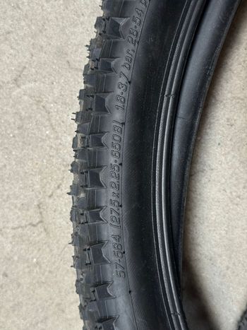 Używany Schwalbe Rapid Rob Tyres 2020 bike — zdjęcie 6 z 8