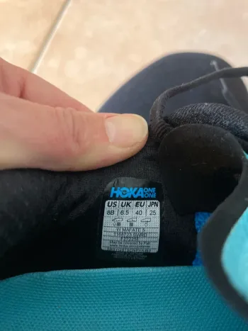 Used Hoka Mafate 5 bike — image 4 of 4