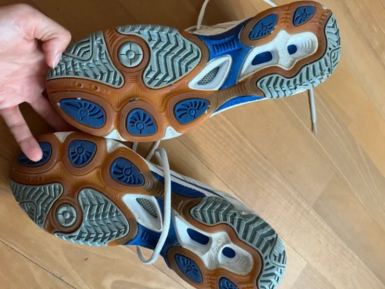 Used Asics Gel Beyond bike — image 3 of 5