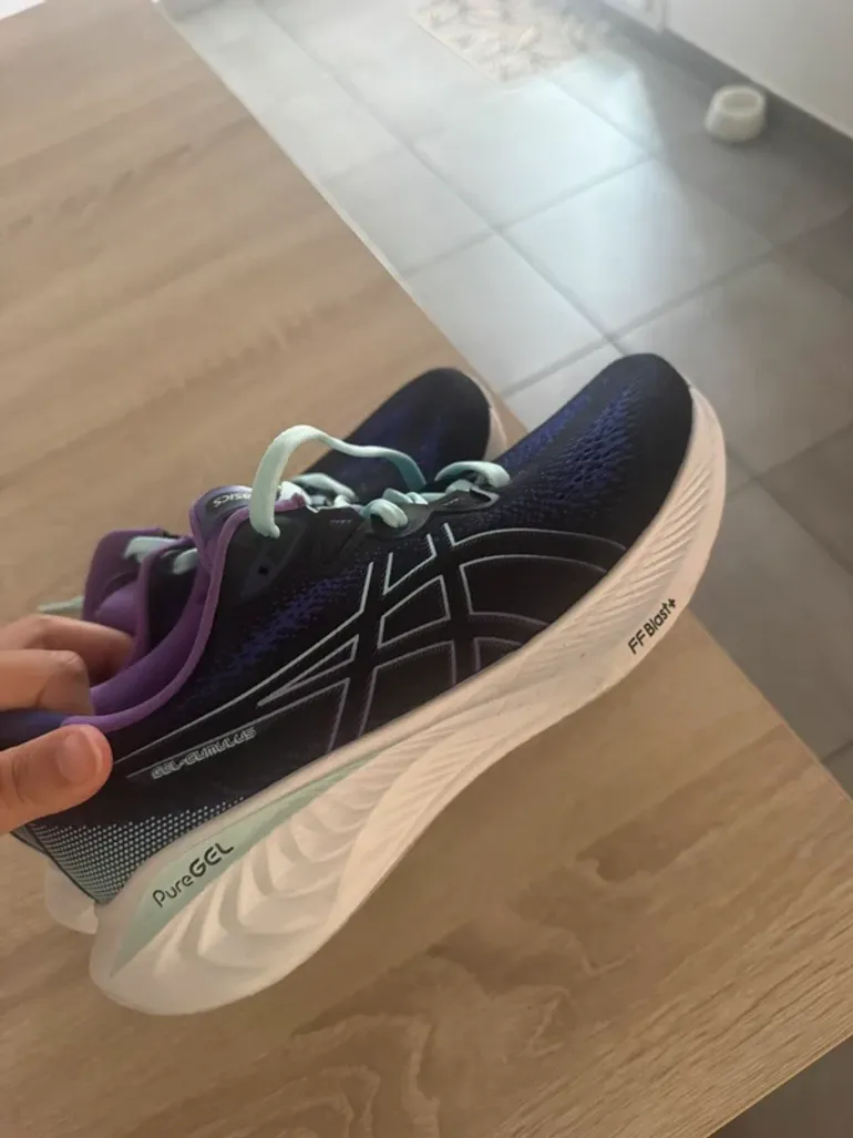 Used Asics Pure Gel bike — image 5 of 10