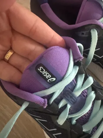 Used Asics Pure Gel bike — image 3 of 10