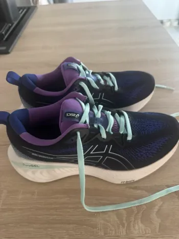Used Asics Pure Gel Running Shoes