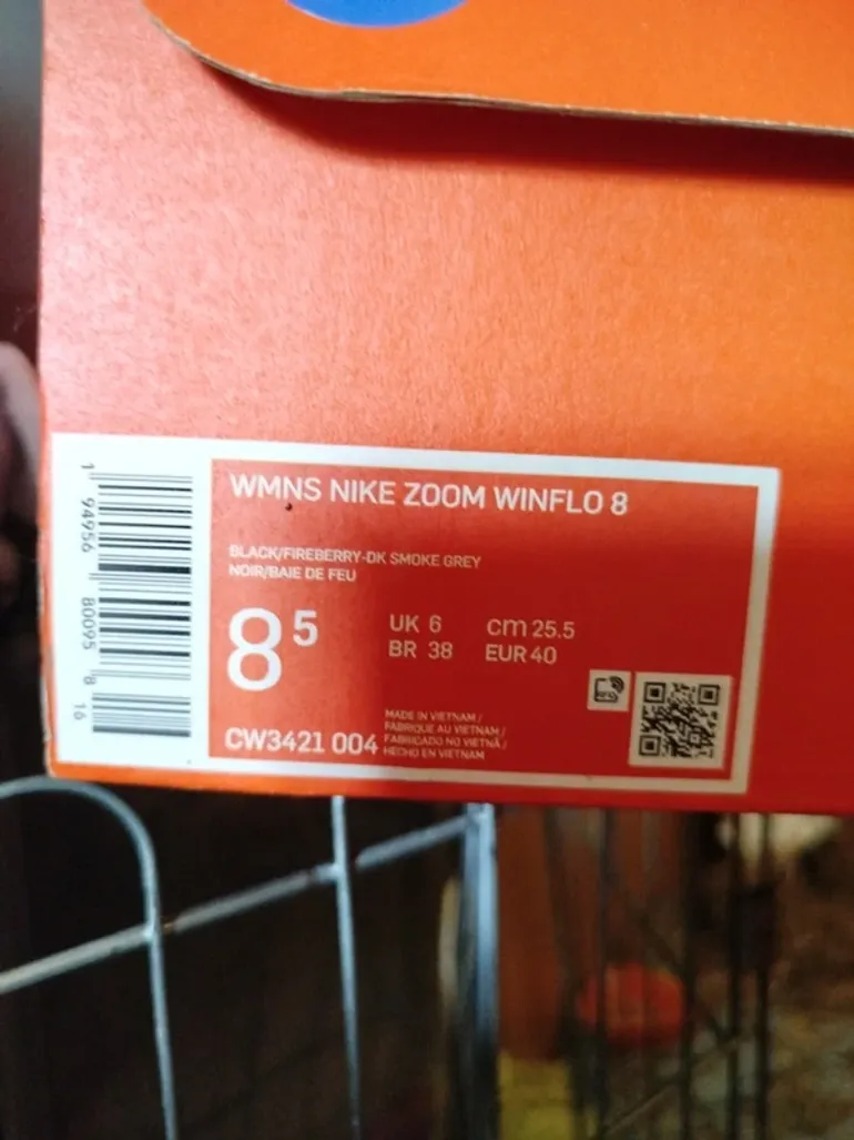 Used Nike Zoom Winflo 8 bike — image 3 of 10