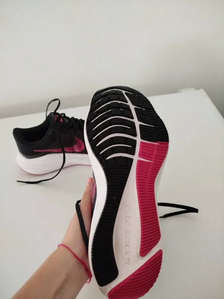 Used Nike Zoom Winflo 8 bike — image 8 of 10
