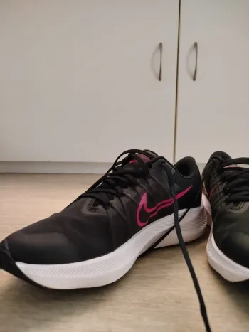 Used Nike Zoom Winflo 8 bike — image 10 of 10