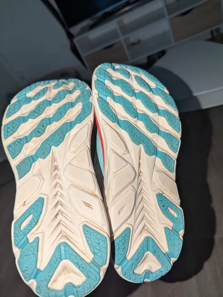 Used Hoka One One Running Shoes bike — image 8 of 8
