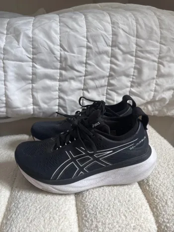 Tweedehands Asics Gel Nimbus 25 Running Shoes