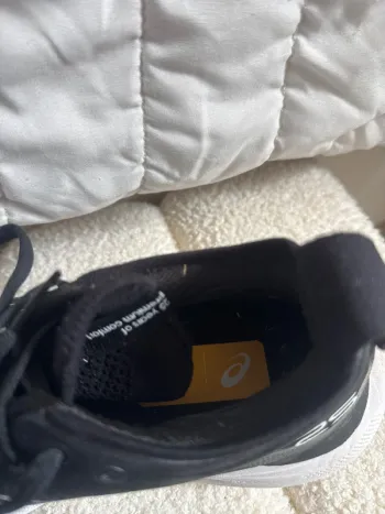 Tweedehands Asics Gel Nimbus 25 bike — afbeelding 2 van 5
