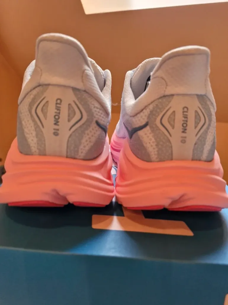 Used Hoka Clifton 10 bike — image 6 of 10