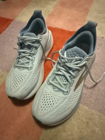 Used Brooks Glycerin GTS 23 Running Shoes
