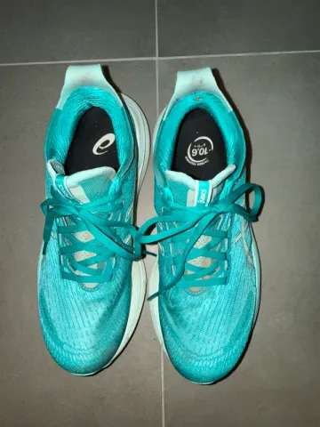 Gebrauchtes Asics Laufschuhe Running Shoes