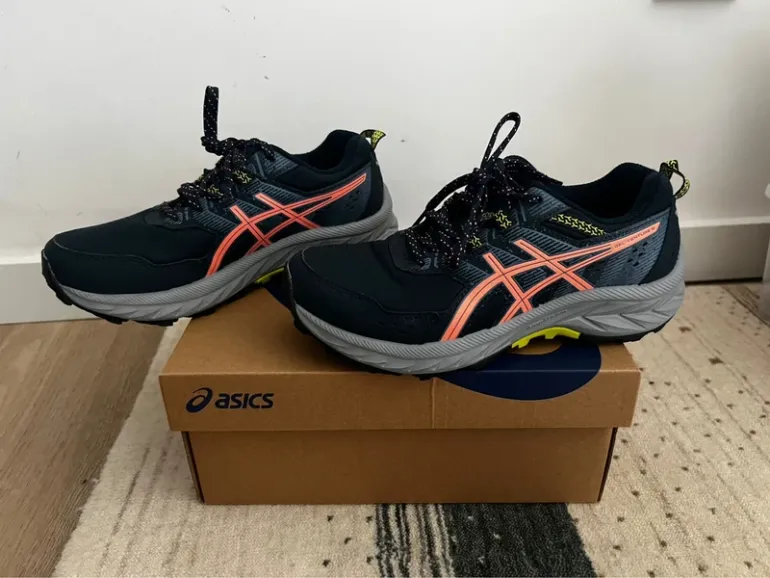 Used Asics Gel-Venture 9 bike — image 8 of 9