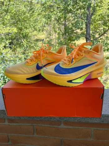 Used Nike Zoom Fly 6 Running Shoes