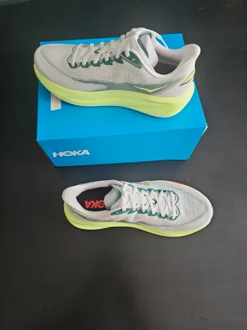 Used Hoka Mach 7 bike — image 2 of 7