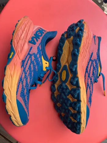 Used Hoka Speedgoat 5 Wide bike — image 2 of 12