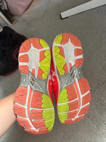 Used Asics Running Shoes bike — image 5 of 5