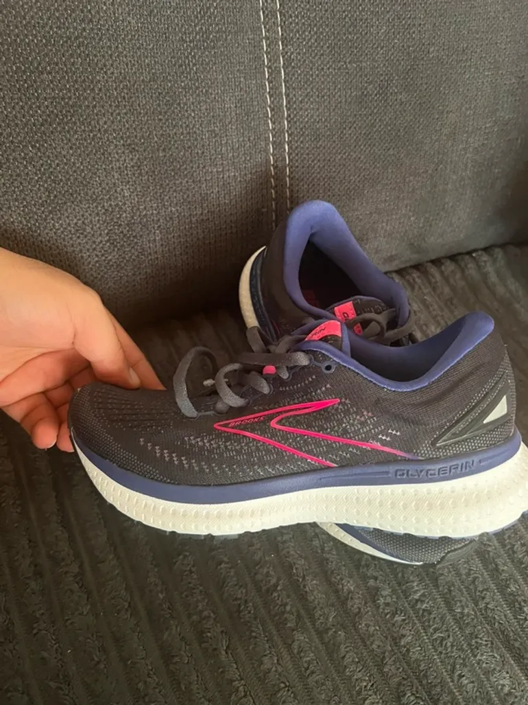 Used Brooks Glycerin 19 bike — image 4 of 8
