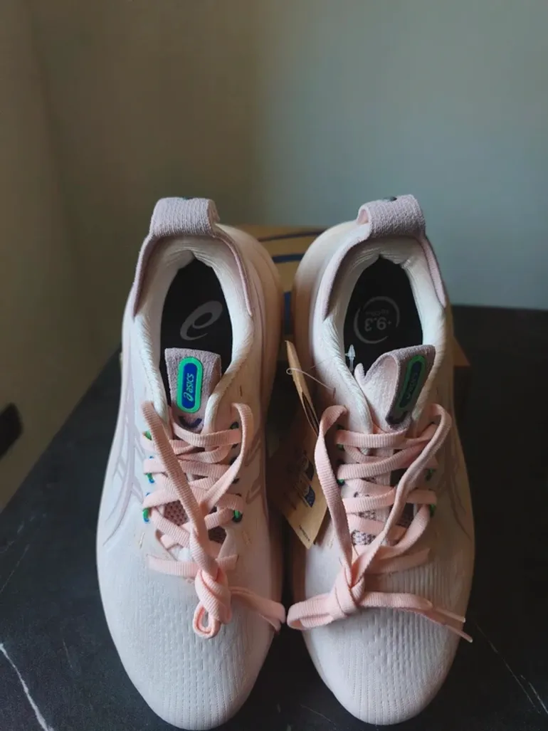 Used Asics Gel Nimbus 28 bike — image 6 of 7