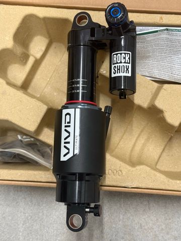 RockShox Vivid Air Ultimate 2025 Rear Suspension d'occasion