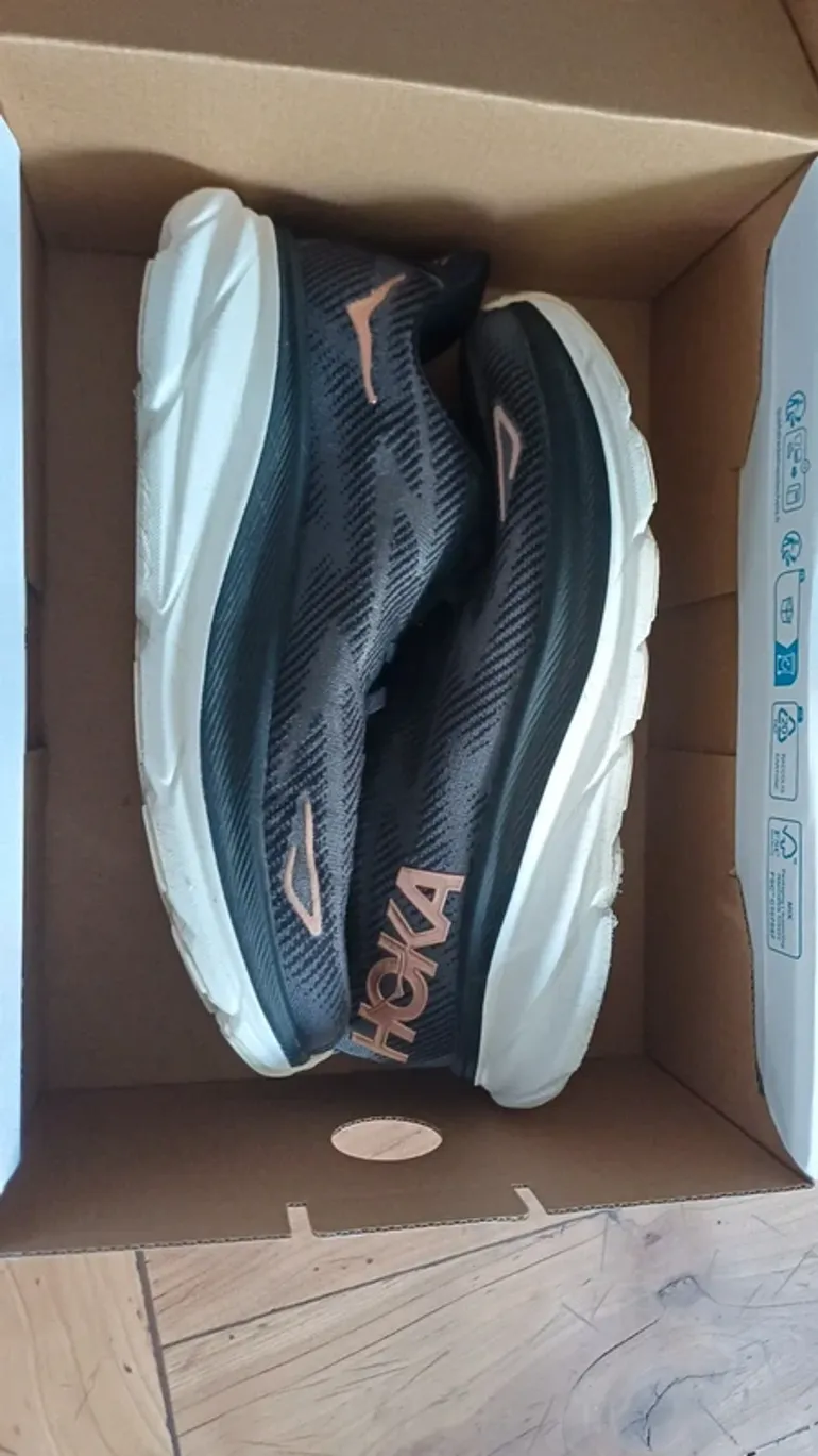 Used Hoka Clifton 9 bike — image 9 of 9