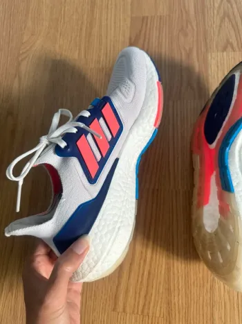 Used Adidas Ultraboost 22 W 2022 bike — image 3 of 9