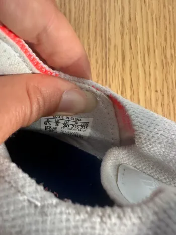 Used Adidas Ultraboost 22 W 2022 bike — image 9 of 9