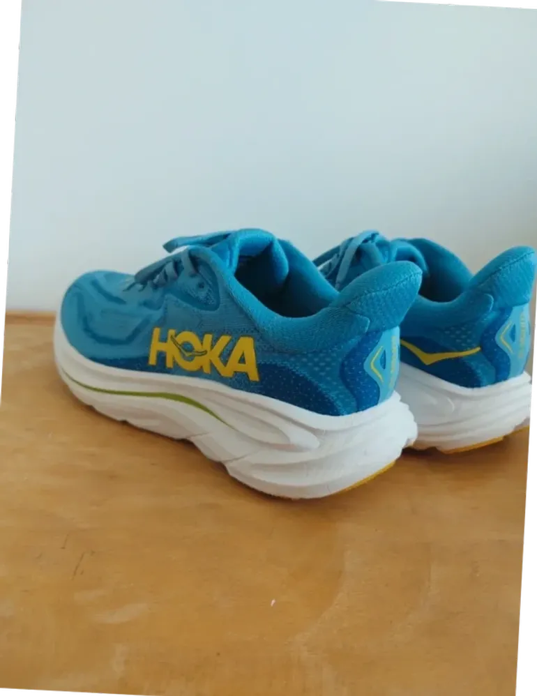 Used Hoka Clifton 10 bike — image 7 of 11