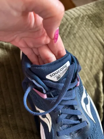 Gebrauchtes Saucony Guide 17 bike — Bild 3 von 5
