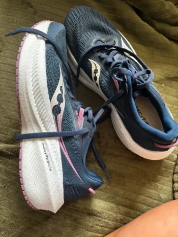 Gebrauchtes Saucony Guide 17 bike — Bild 2 von 5