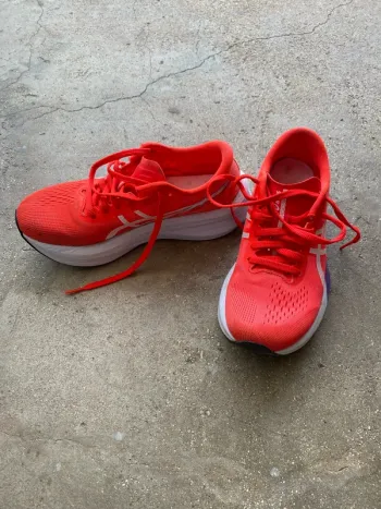 Used Asics Magic Speed bike — image 4 of 6