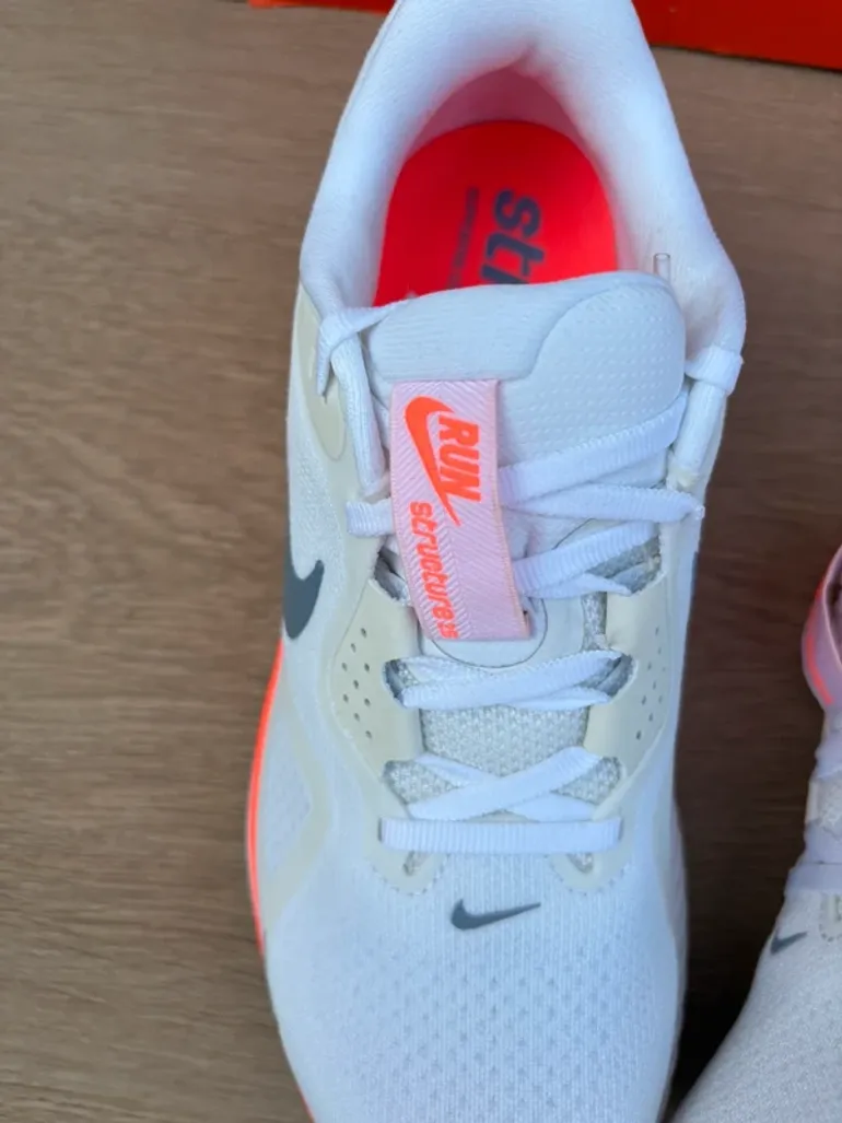 Tweedehands Nike Structure 26 bike — afbeelding 4 van 12