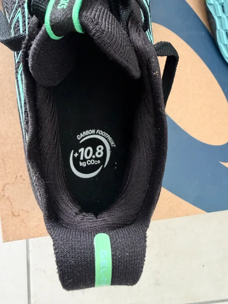 Used Asics GEL-Nimbus 26 bike — image 6 of 10