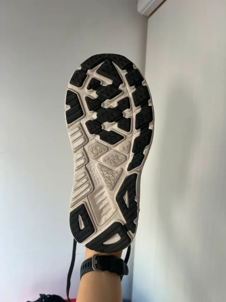 Used Hoka Arahi 7 Wide bike — image 6 of 6