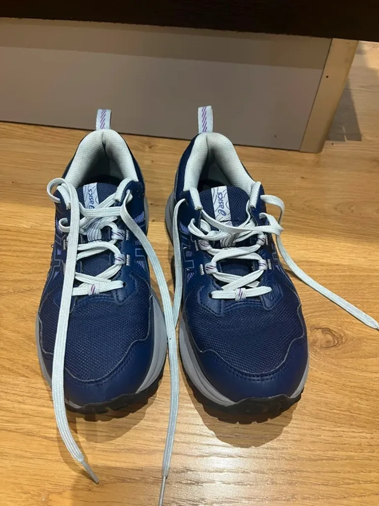 Used Asics Trail Scout 3 bike — image 5 of 8