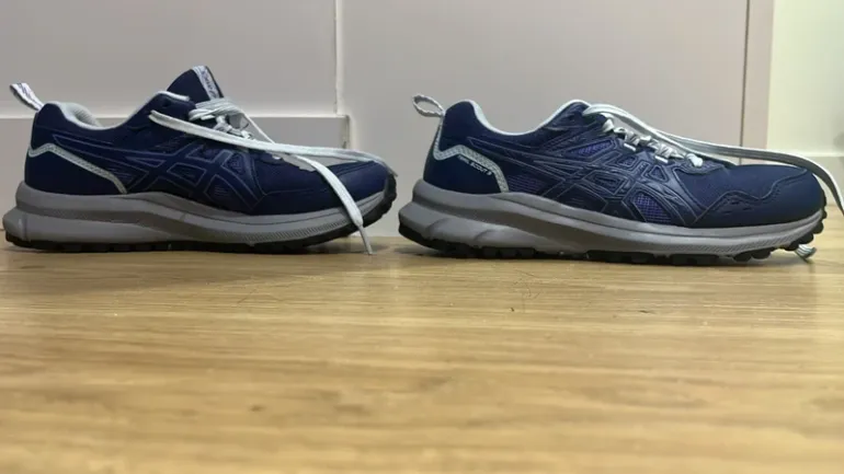 Used Asics Trail Scout 3 bike — image 3 of 8