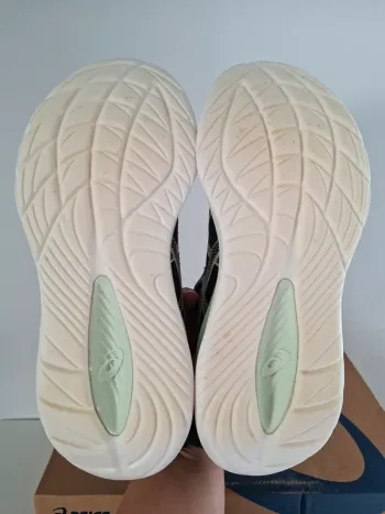 Asics Gel Cumulus 27 bike d'occasion — image 11 sur 12