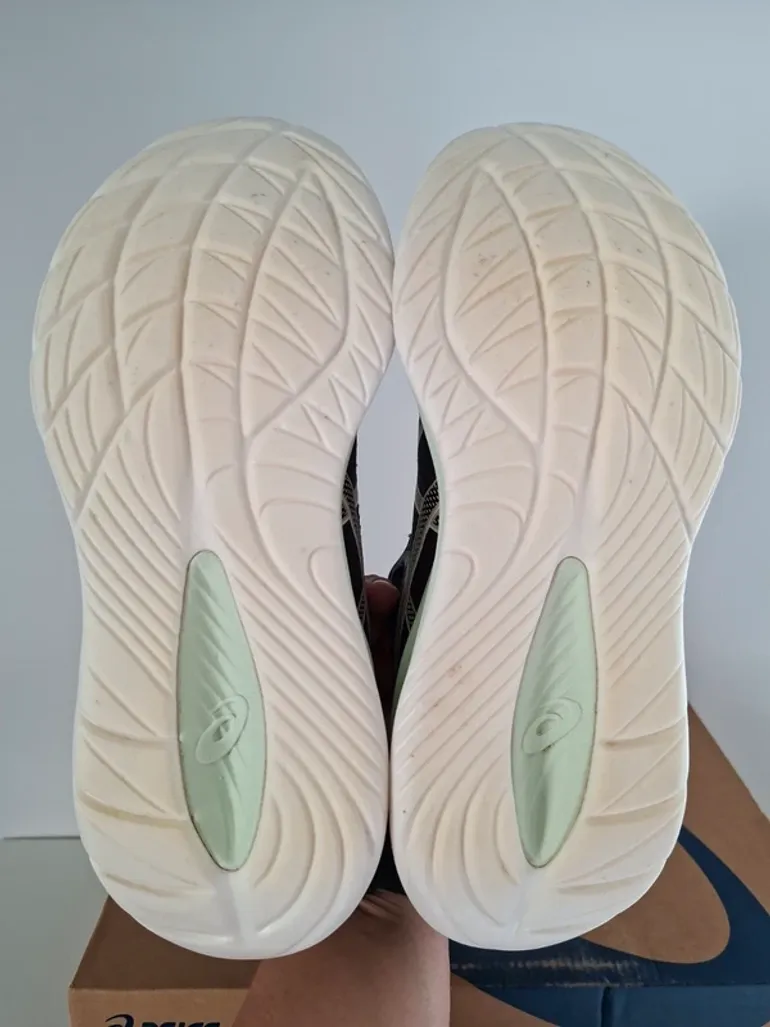 Asics Gel Cumulus 27 bike d'occasion — image 11 sur 12