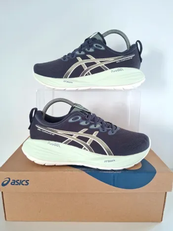 Asics Gel Cumulus 27 Running Shoes d'occasion