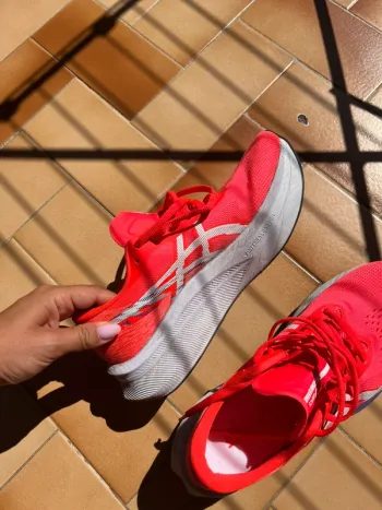 Asics Magic Speed bike d'occasion — image 2 sur 6