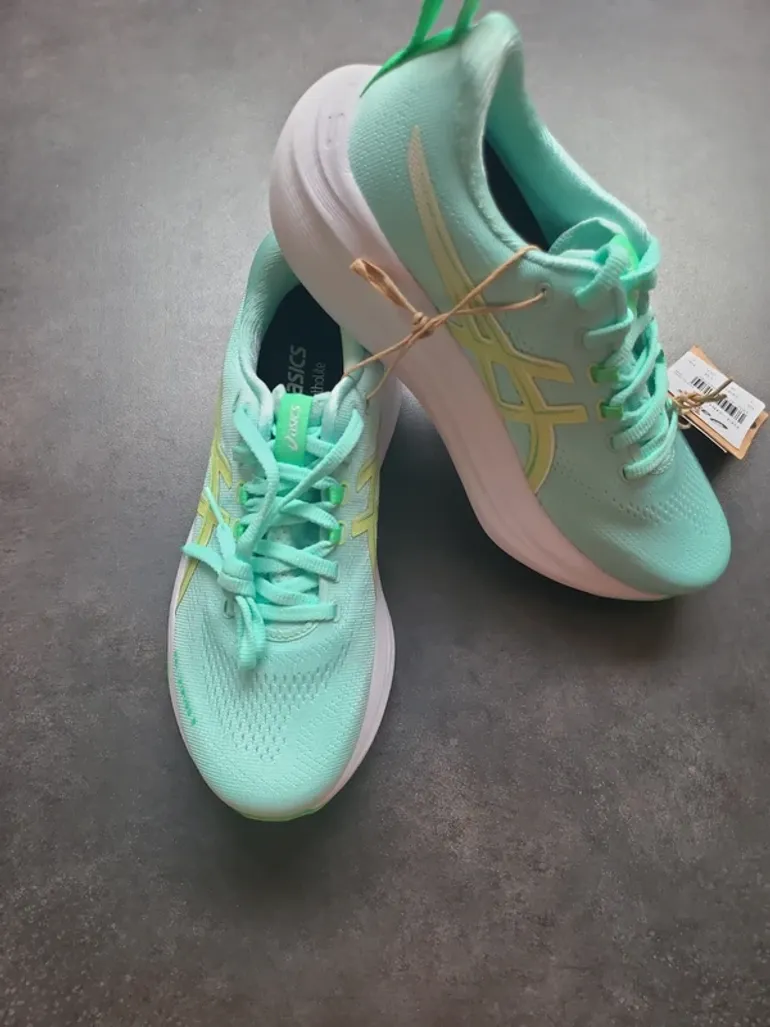 Used Asics Gel Ziruss 9 bike — image 2 of 15