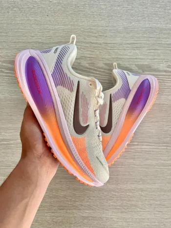 Použité Nike Vomero 18 Running Shoes