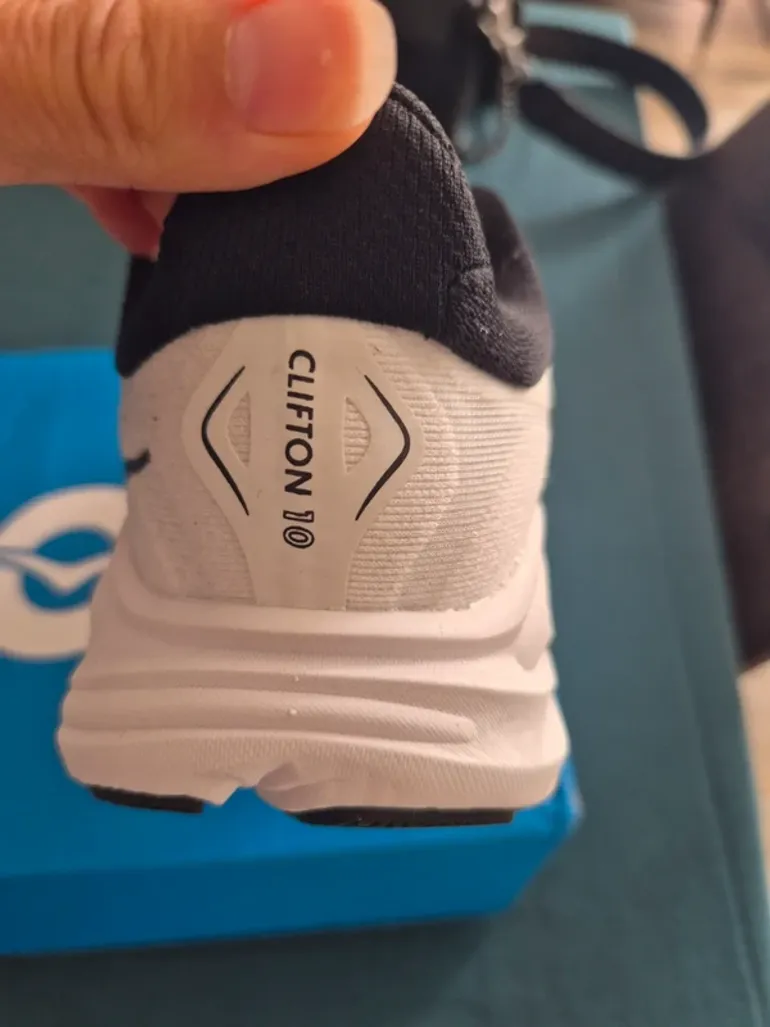 Used Hoka Shoes bike — image 5 of 7