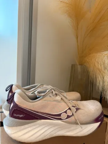 Použité Saucony Laufschuhe Running Shoes