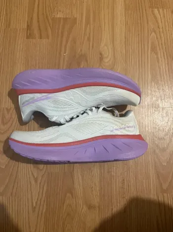 Saucony Sport Running Shoes Running Shoes d'occasion