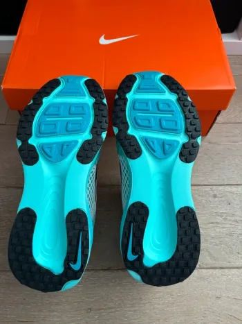 Używany Nike Vomero 18 bike — zdjęcie 7 z 9