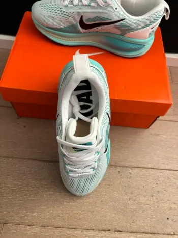 Używany Nike Vomero 18 bike — zdjęcie 2 z 9