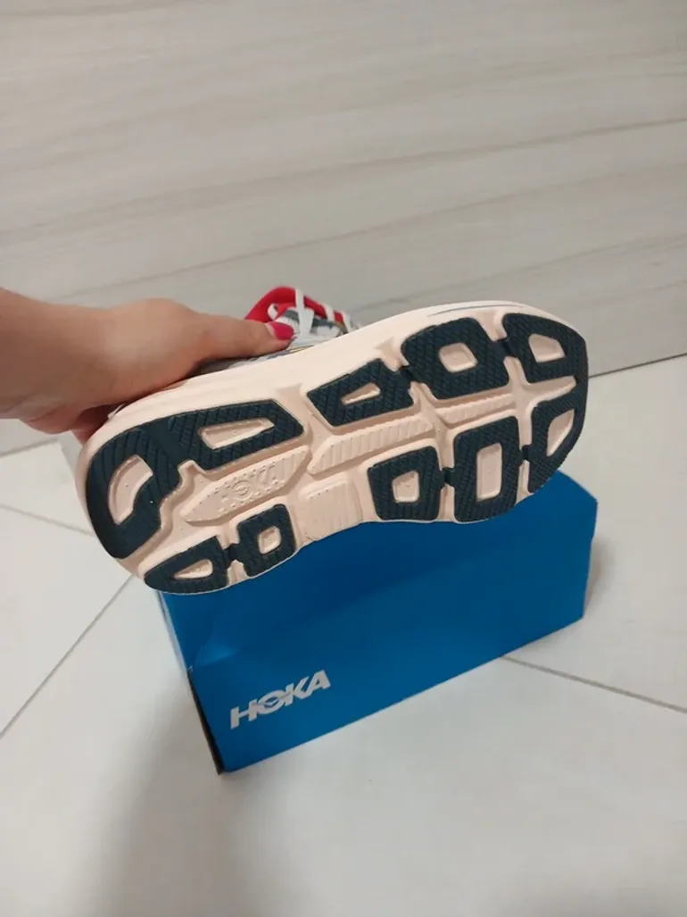 Used Hoka Bondi 9 bike — image 5 of 8