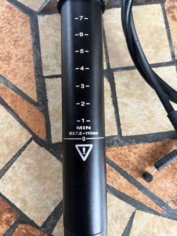 Brugt Switch Telescopic Seatpost 2025 bike — billede 3 af 7