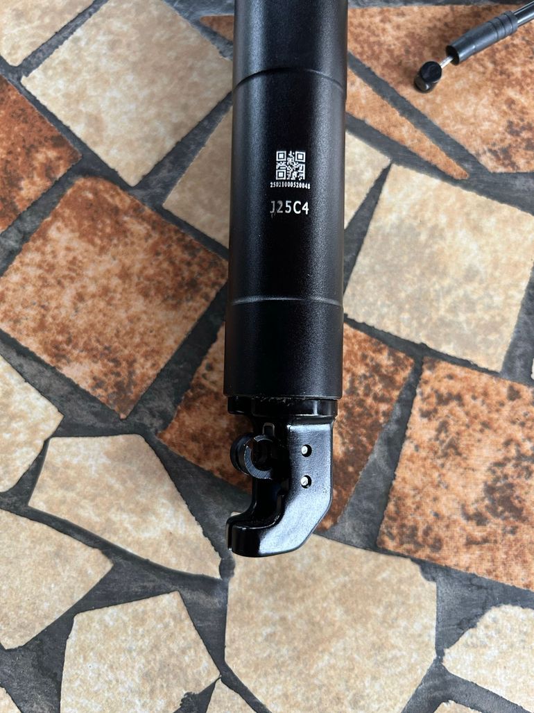 Brugt Switch Telescopic Seatpost 2025 bike — billede 5 af 7