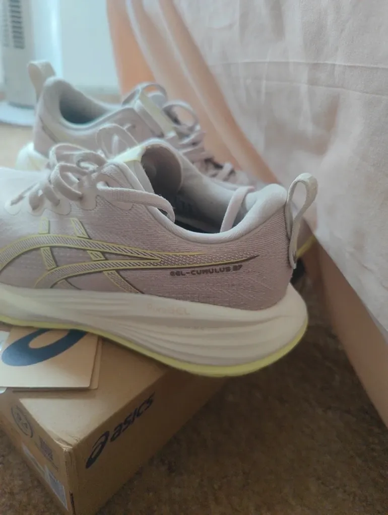 Gebrauchtes Asics Gel Cumulus 27 bike — Bild 9 von 10